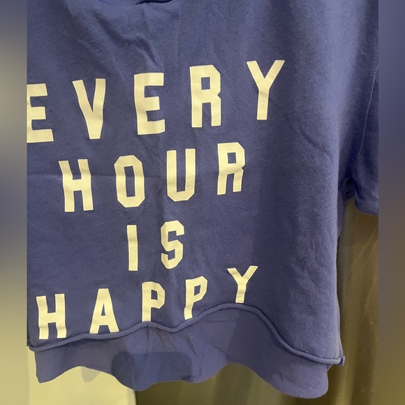 WILDFOX Every Hour is Happy Graphic Shirt Crop Happiness Statement Top Indigo M - Picture 4 of 11